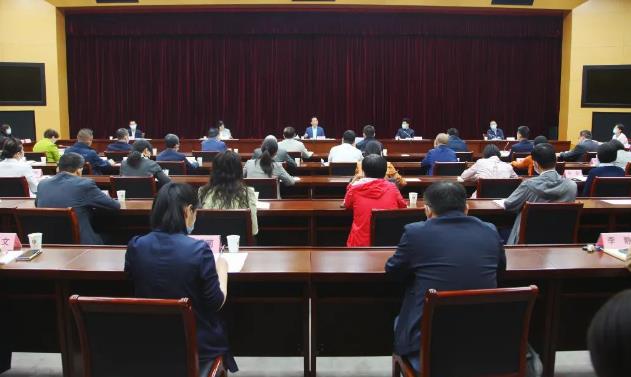省级各民主党派、无党派人士和党外知识分子、新的社会阶层人士“凝心铸魂强根基、团结奋进新征程”主题教育动员部署会召开